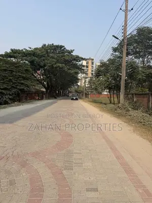 Bashundhara P Block 05 Katha South Facing Plot for Sale