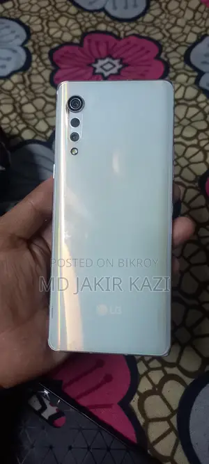 LG Velvet 5G phone (Used)