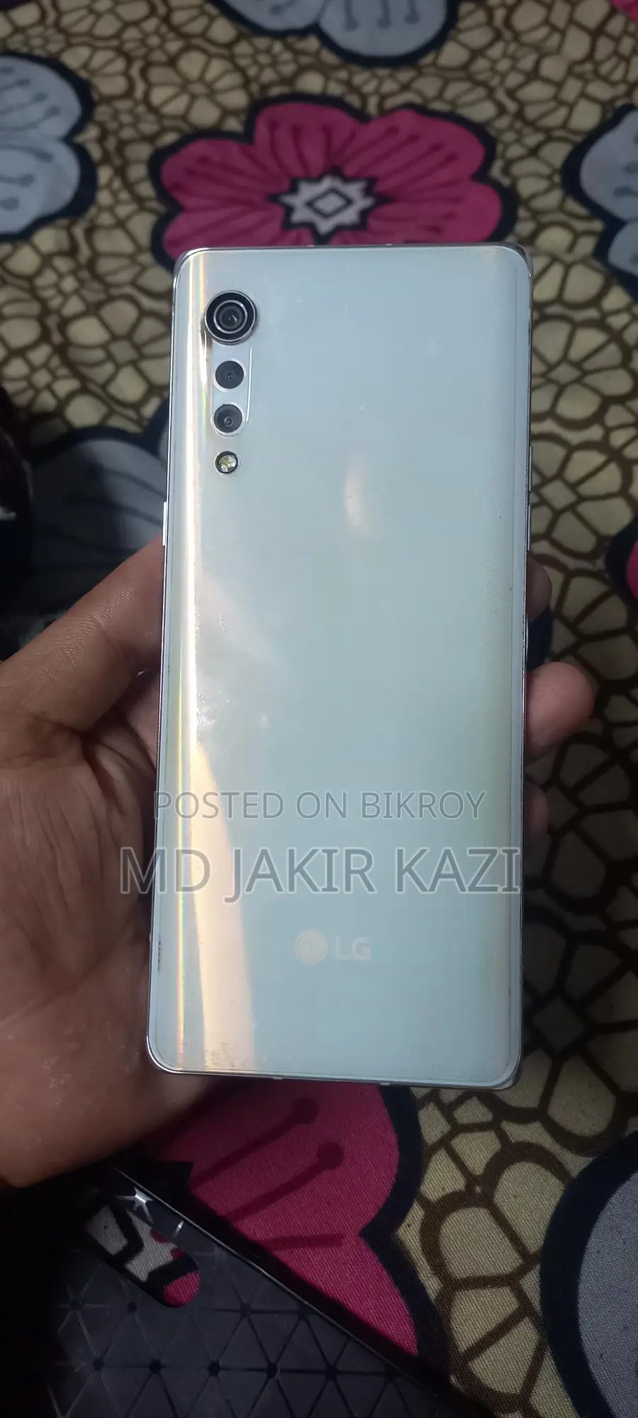 LG Velvet 5G phone (Used)