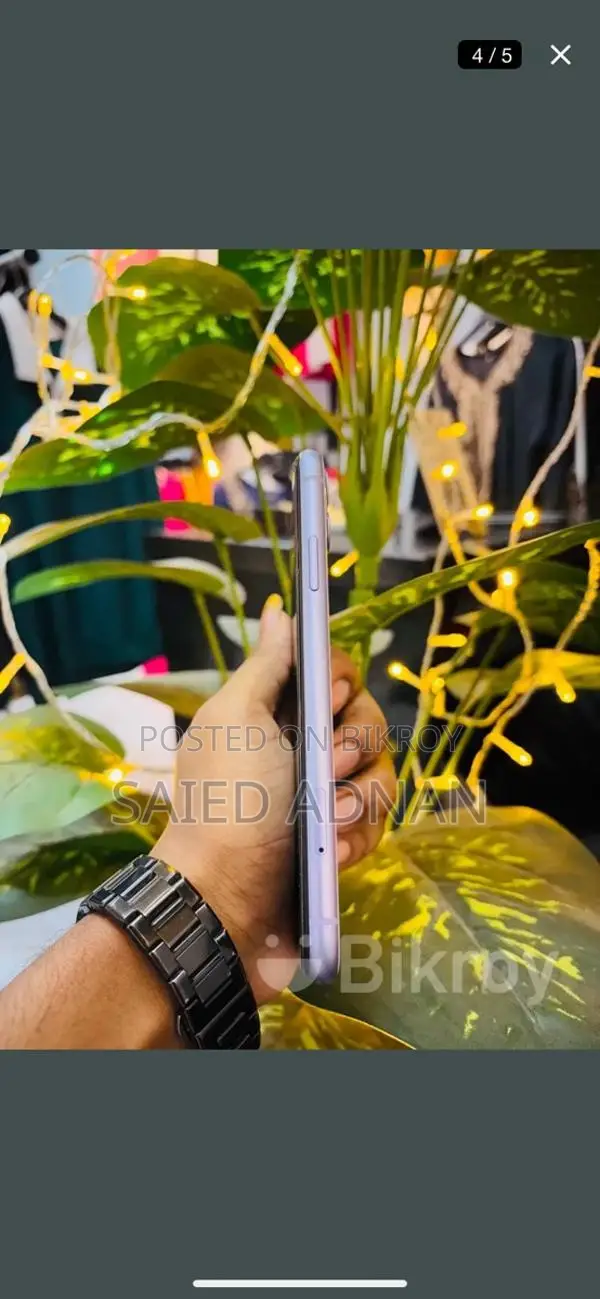 Apple iPhone 11 (Used)
