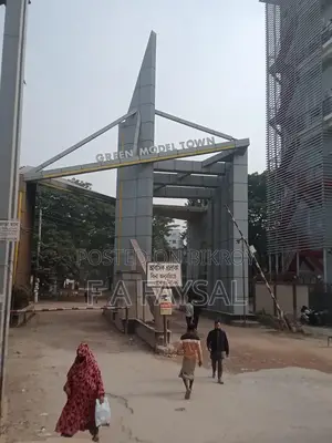 Plots for sale in Green Model Town