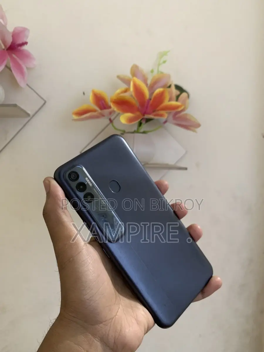 Tecno Spark 7 Pro 6/64 exchange hobe (Used)