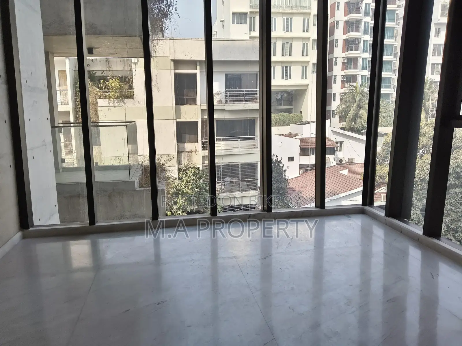 3500sqft Apartment Rent 3-Bed gym+swimming 2-Carpark