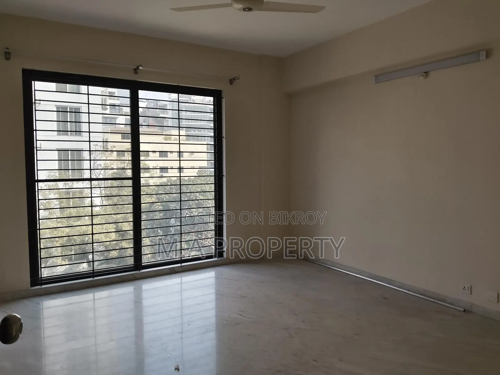 3500sqft Apartment Rent 3-Bed gym+swimming 2-Carpark