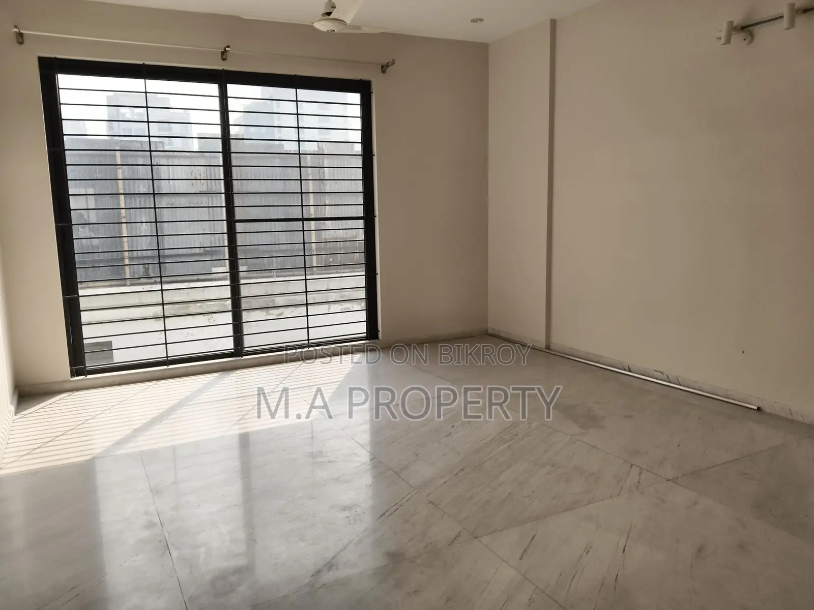 3500sqft Apartment Rent 3-Bed gym+swimming 2-Carpark