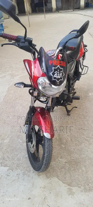 Bajaj Discover 110 . 2023