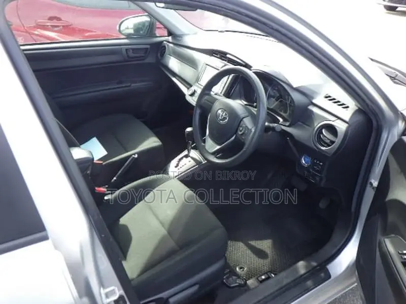 Toyota Axio EX HYBRID PUSH START 2021