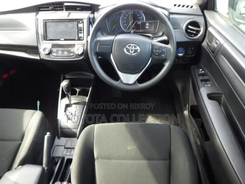 Toyota Axio EX HYBRID PUSH START 2021