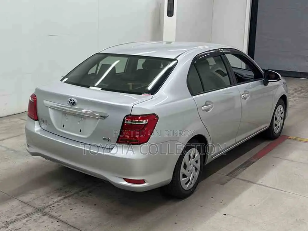 Toyota Axio EX HYBRID PUSH START 2021