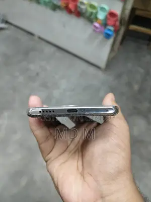 Vivo V30e (Used)