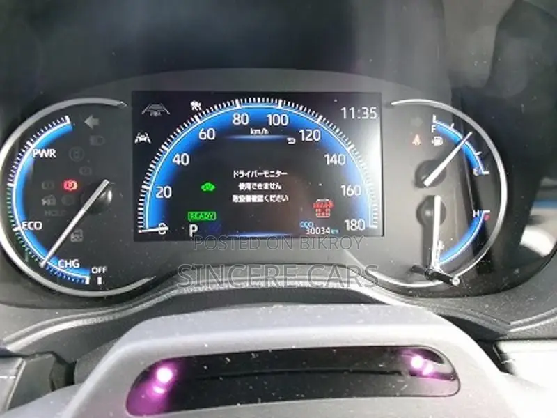 Toyota Noah SZ HYB 4 POINT 2022