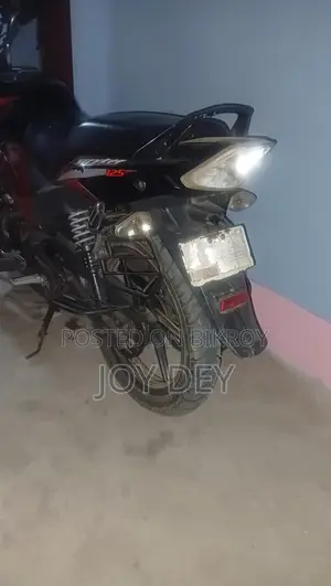 TVS Stryker 2019