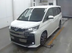 Toyota Noah Hybrid SZ Pearl New 2023