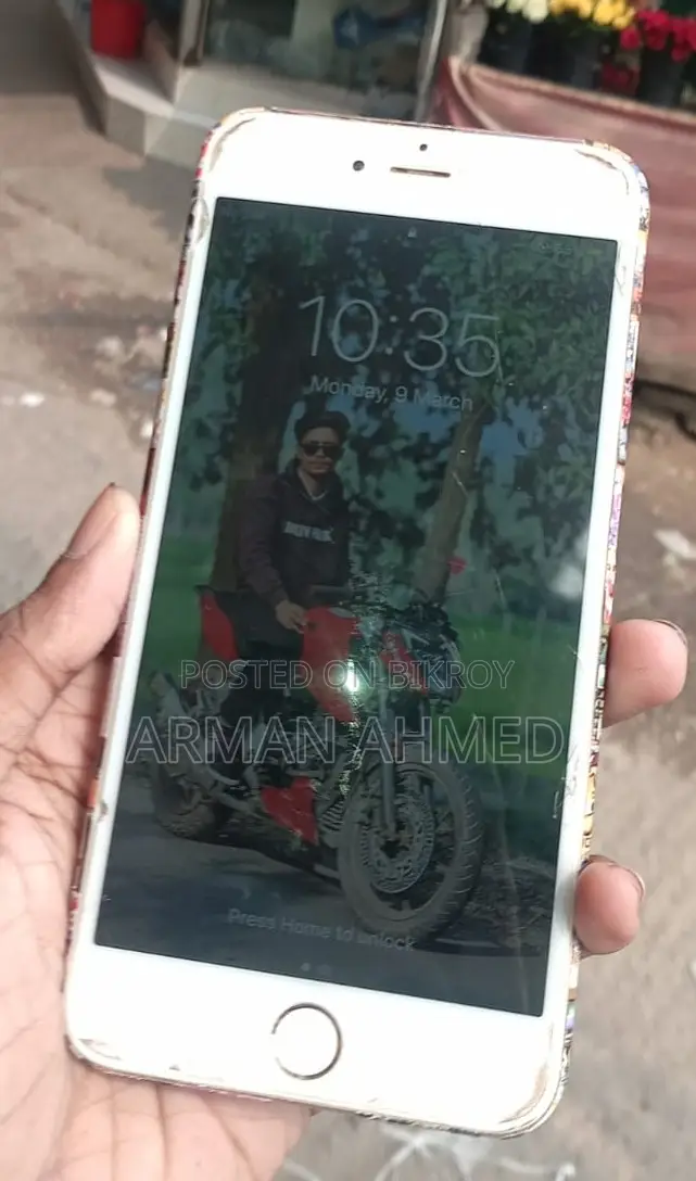 Apple iPhone 6S Plus ` (Used)
