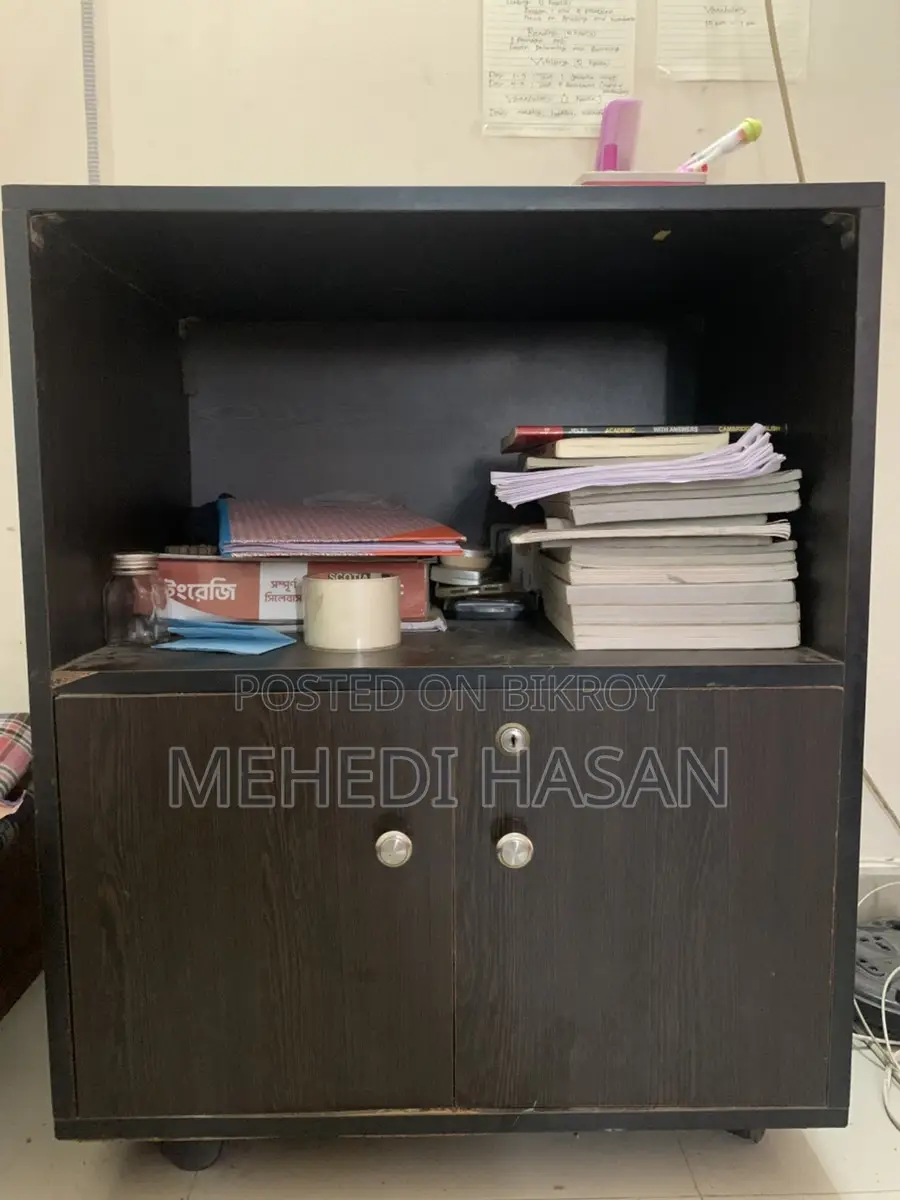 সাইড টেবিল বিক্রয় হবে