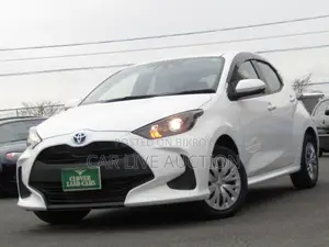 Toyota Yaris Hybrid X pre order 2021
