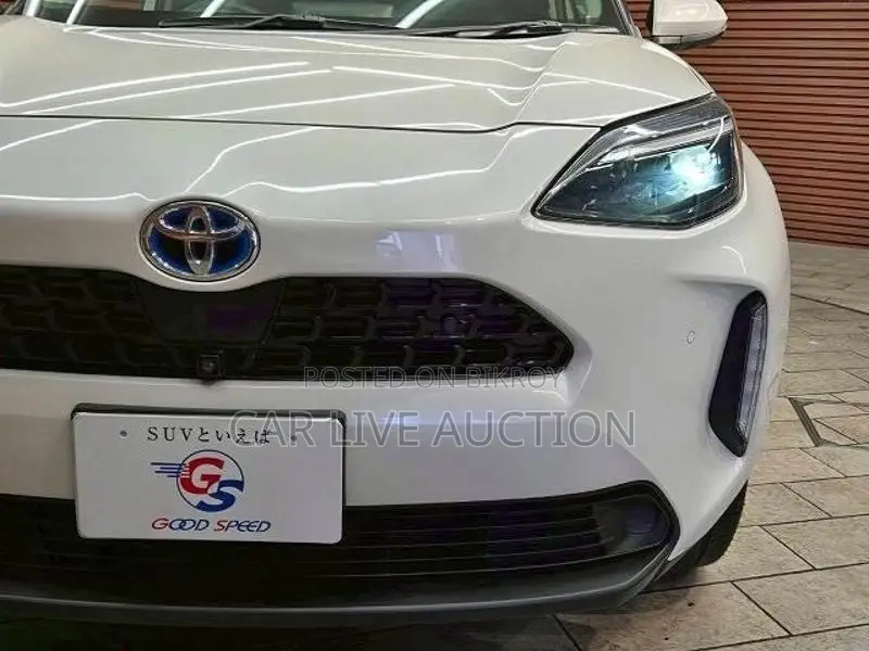 Toyota Yaris Cross Hybrid Z Package 2021