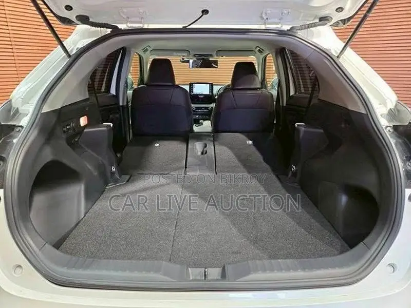 Toyota Yaris Cross Hybrid Z Package 2021