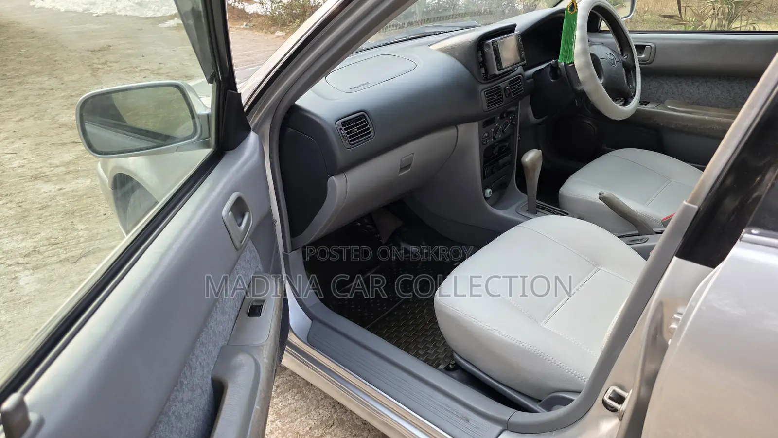 Toyota Corolla XE-SALOON 1997