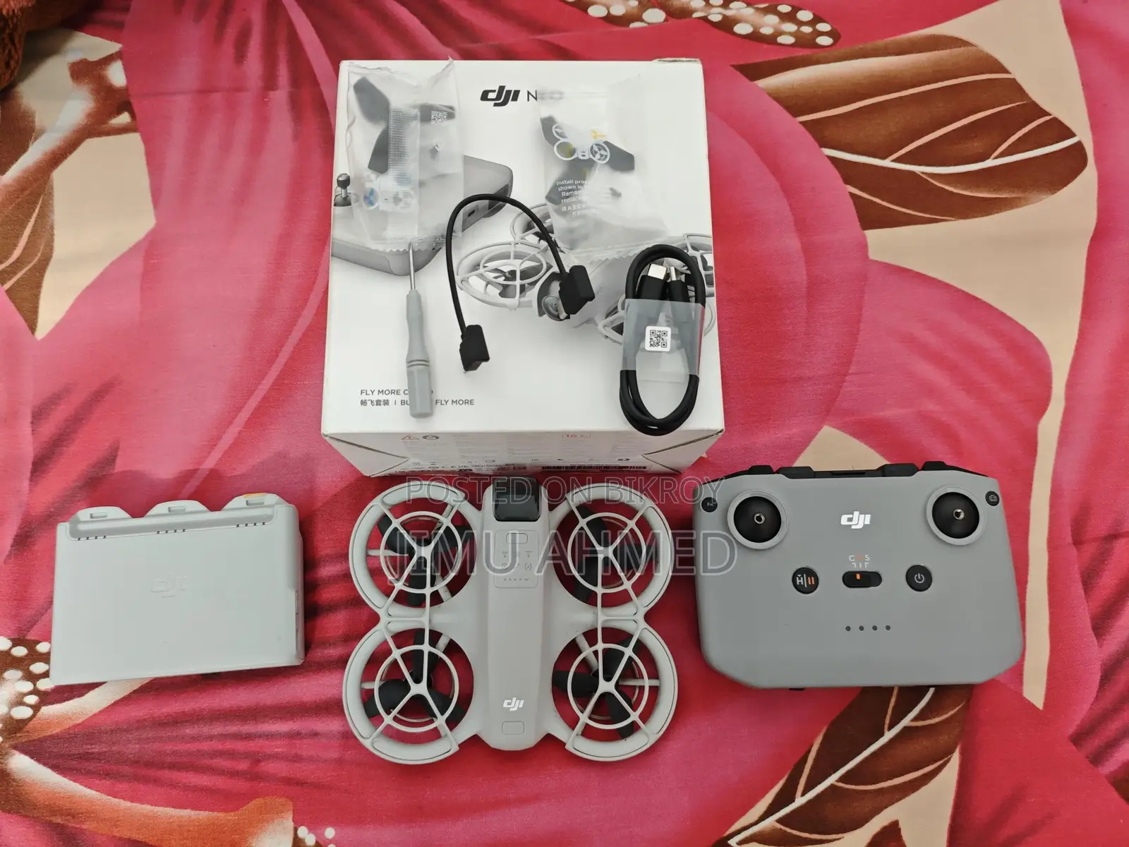 Dji neo with more combo