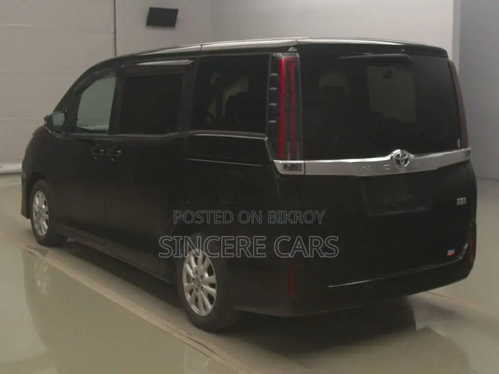Toyota Noah G HYB PUSH 2DR PWR 2021