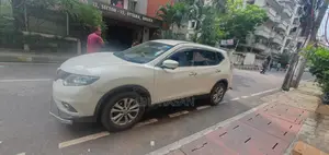 Nissan X-Trail 2014