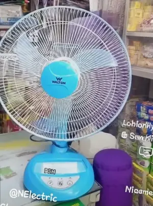 Walton 17″ Rechargeable Table Fan (with Remote)