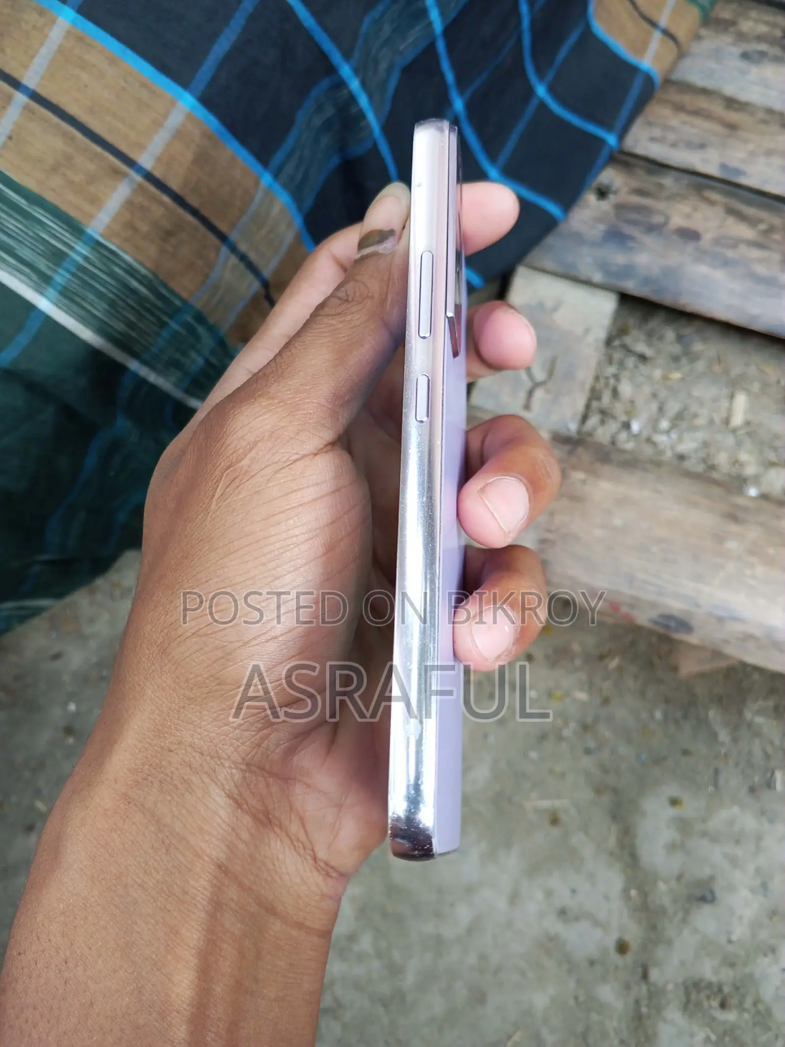 Samsung Galaxy S22 8/128 (Used)