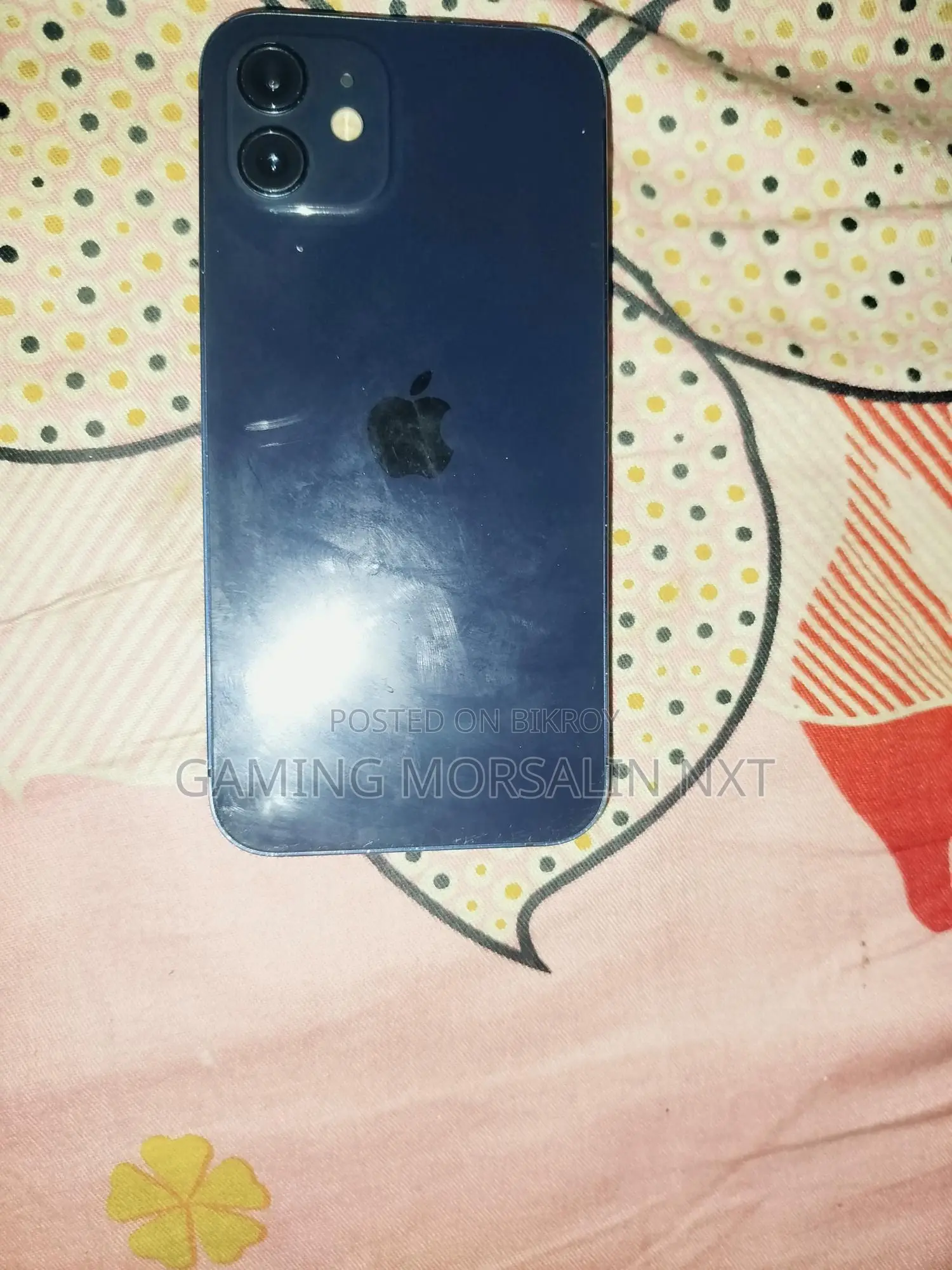 Apple iPhone 12 (Used)