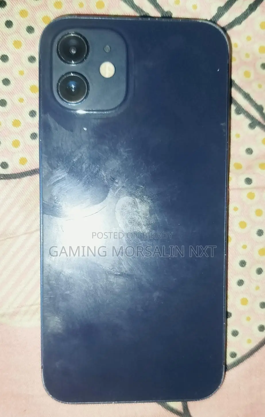 Apple iPhone 12 (Used)