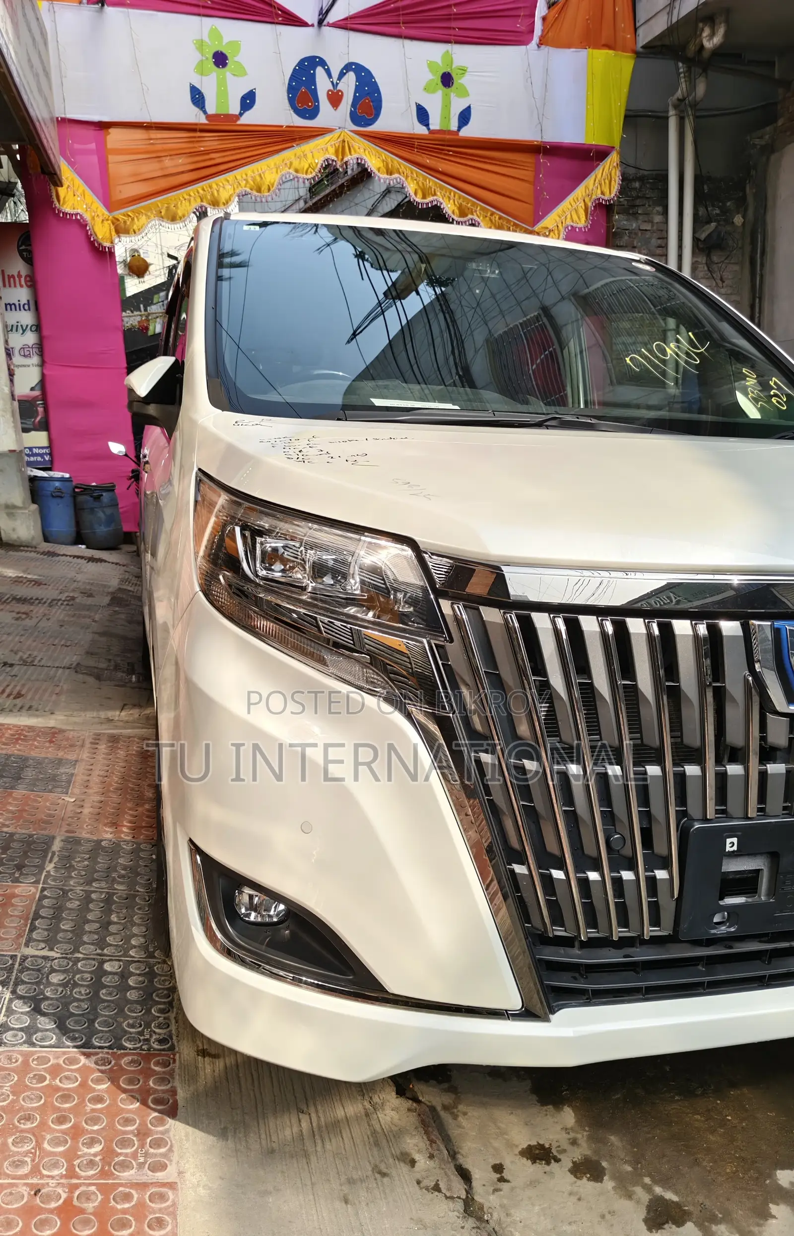 Toyota Esquire 2DOOR POWER PUSH 2020