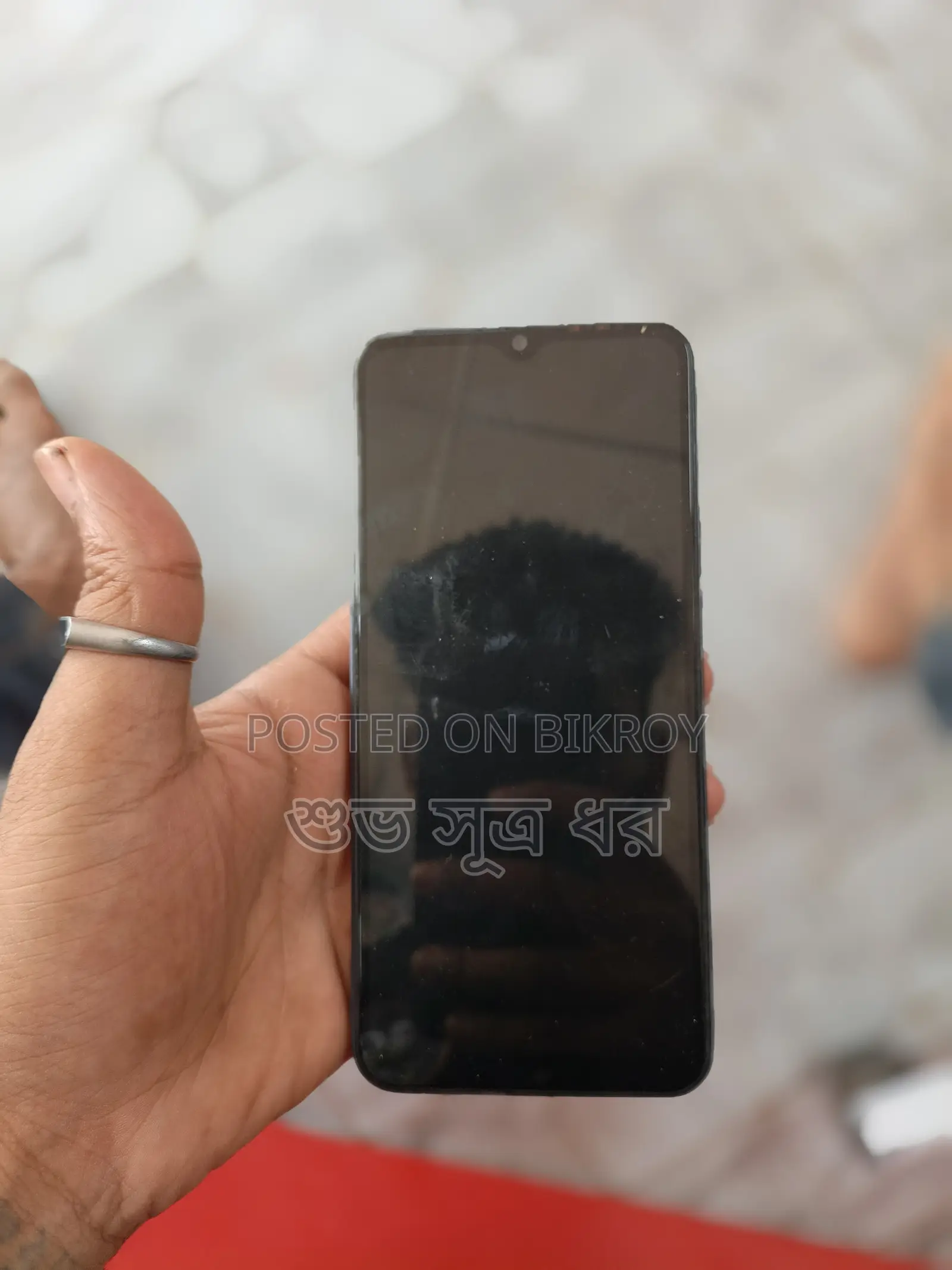 Vivo Y22s . (Used)