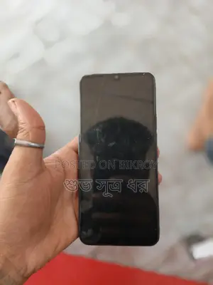 Vivo Y22s . (Used)