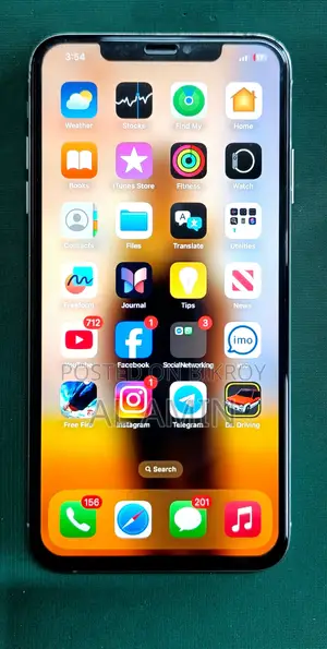 Apple iPhone XS Max (Used)