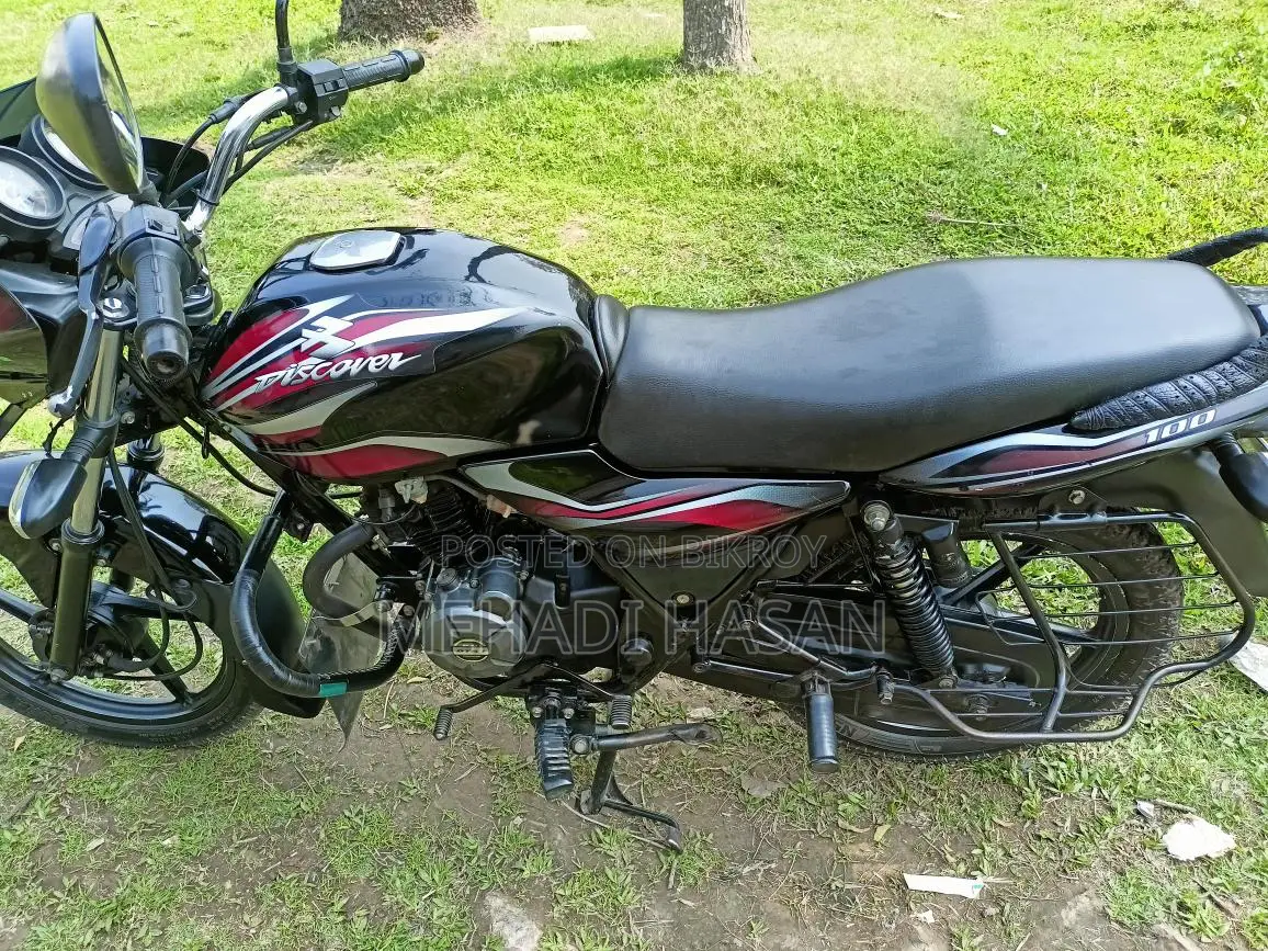 Bajaj Discover 100 . 2018