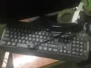 i5 10gen. 4gb graphics. rgb keyboard mouse. 120 gb ssd. 8 ram ddr4.