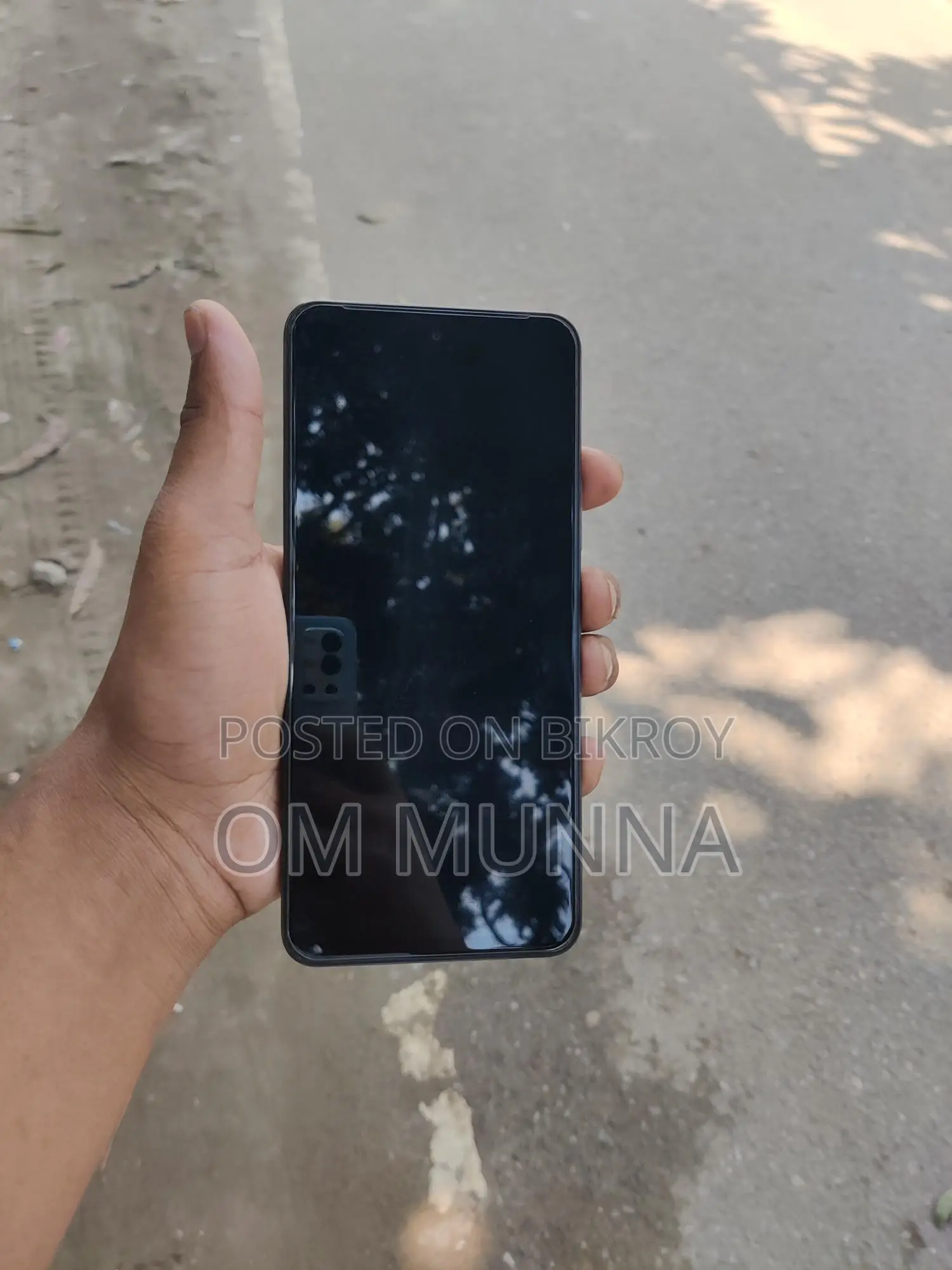 Vivo Y29 (Used)