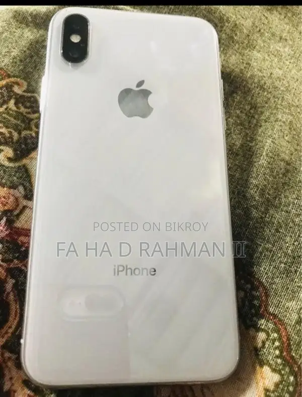 Apple iPhone X (Used)