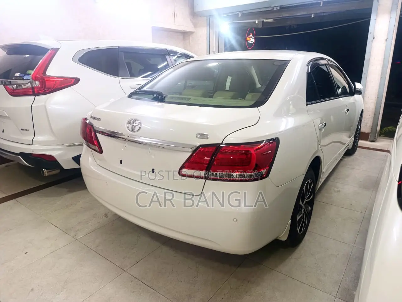 Toyota Premio F-EX_READY_SHOWROOM 2020