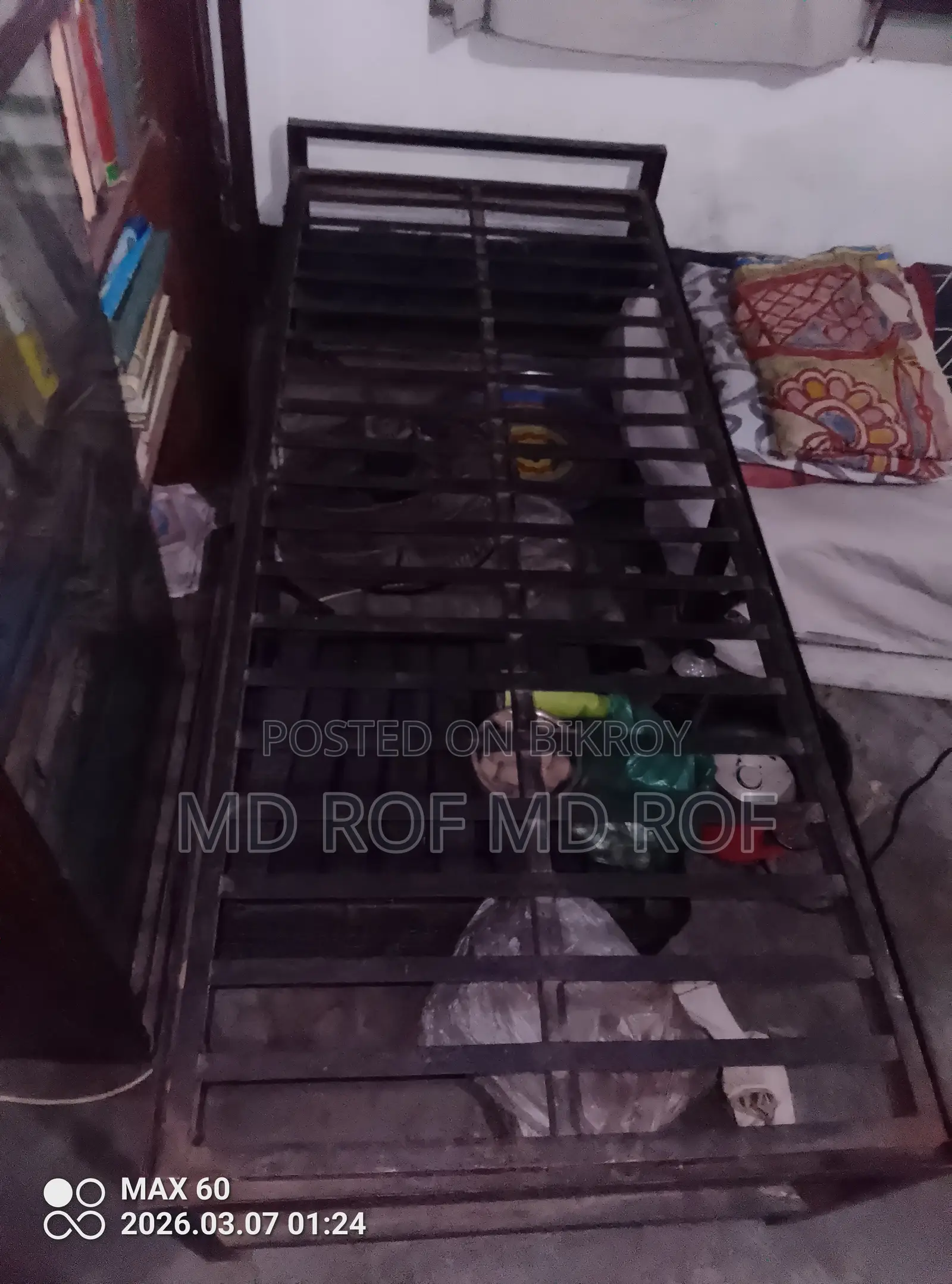 লোহার সিংগেল খাট