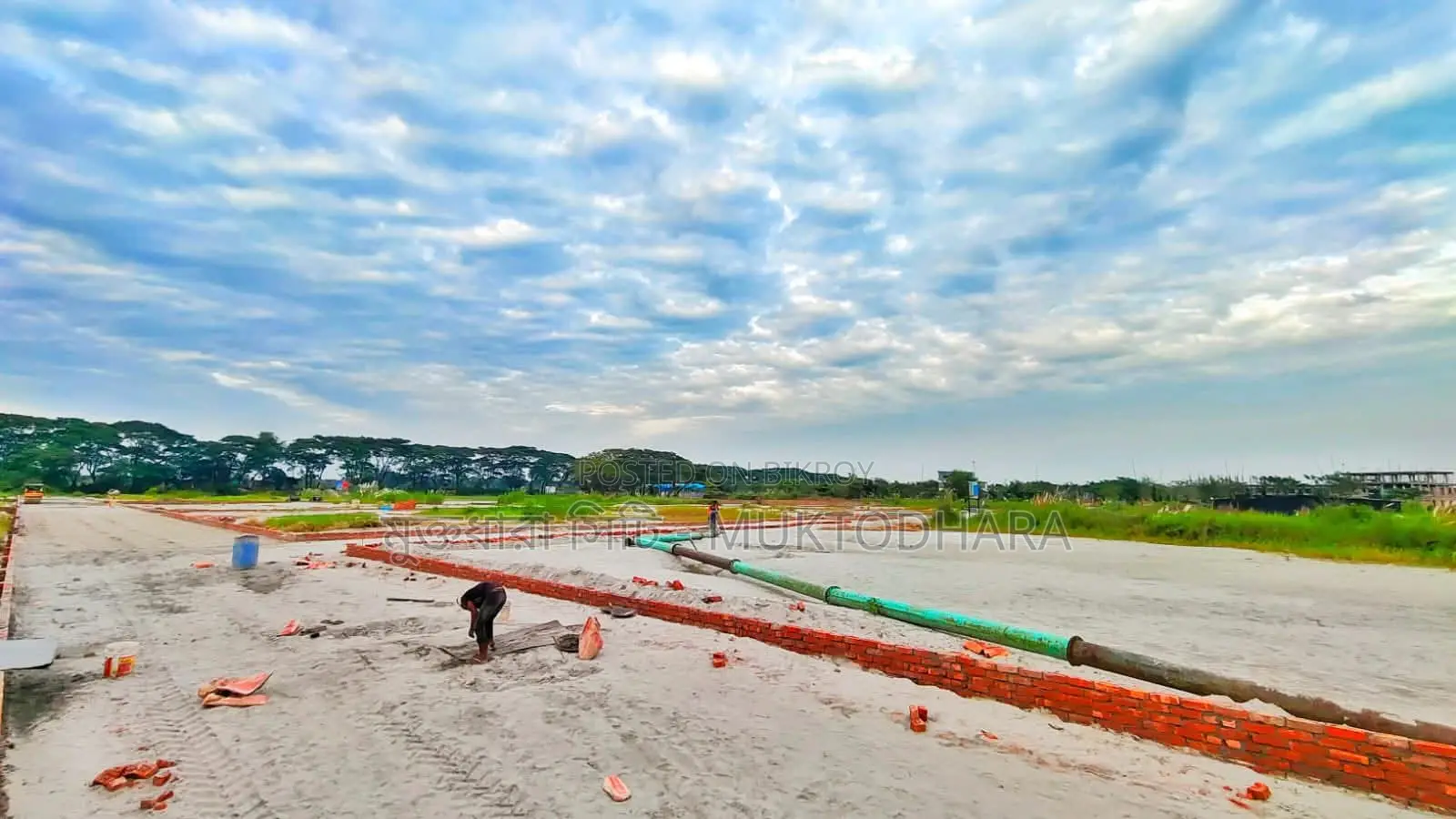 Ready Plots: Ongoing Eid Dhamaka Offer at Muktodhara City.