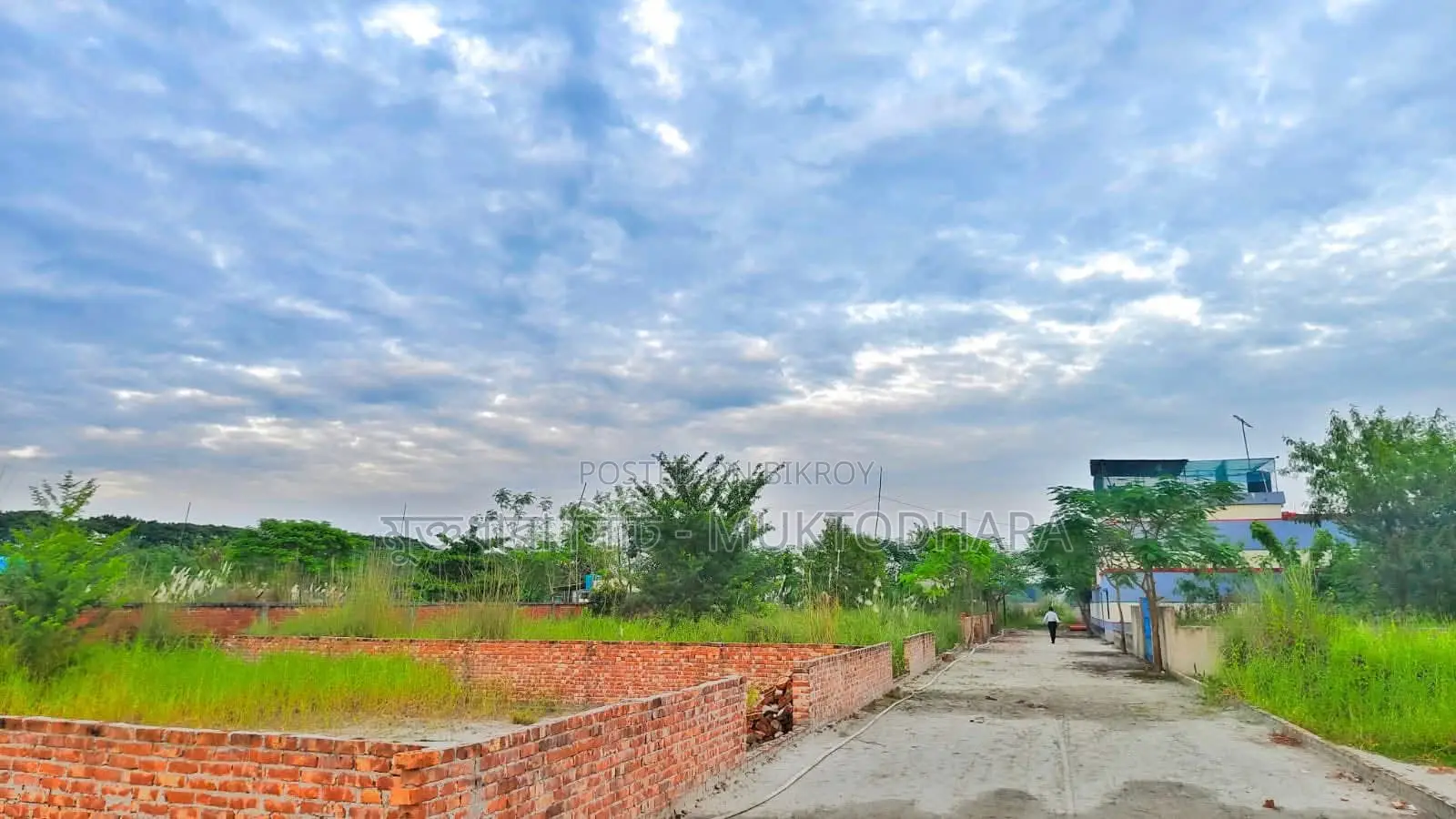 Ready Plots: Ongoing Eid Dhamaka Offer at Muktodhara City.