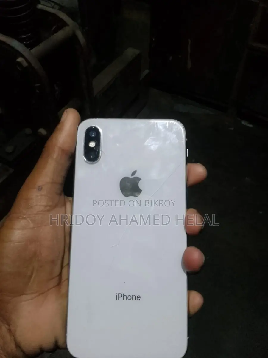 Apple iPhone X (Used)