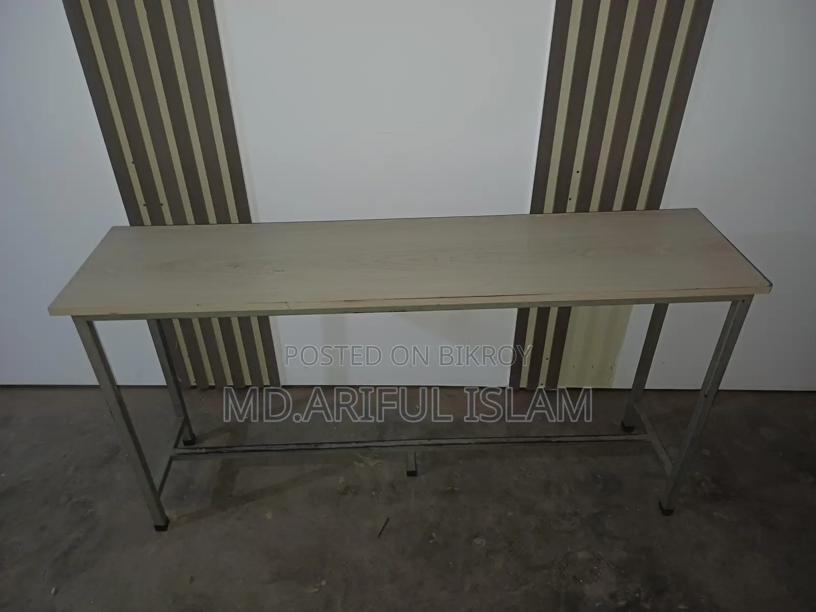 বেঞ্চ বিক্রির জন্য