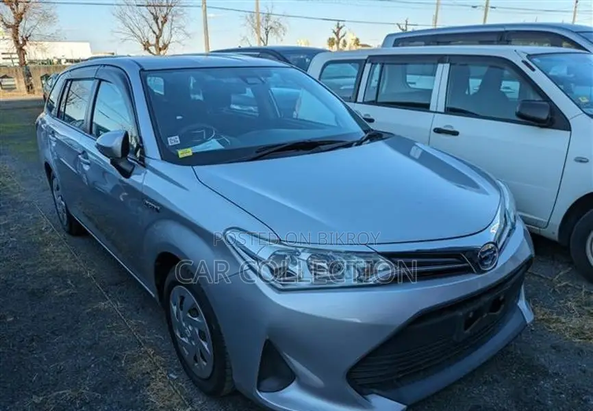 Toyota Fielder Ex 2020