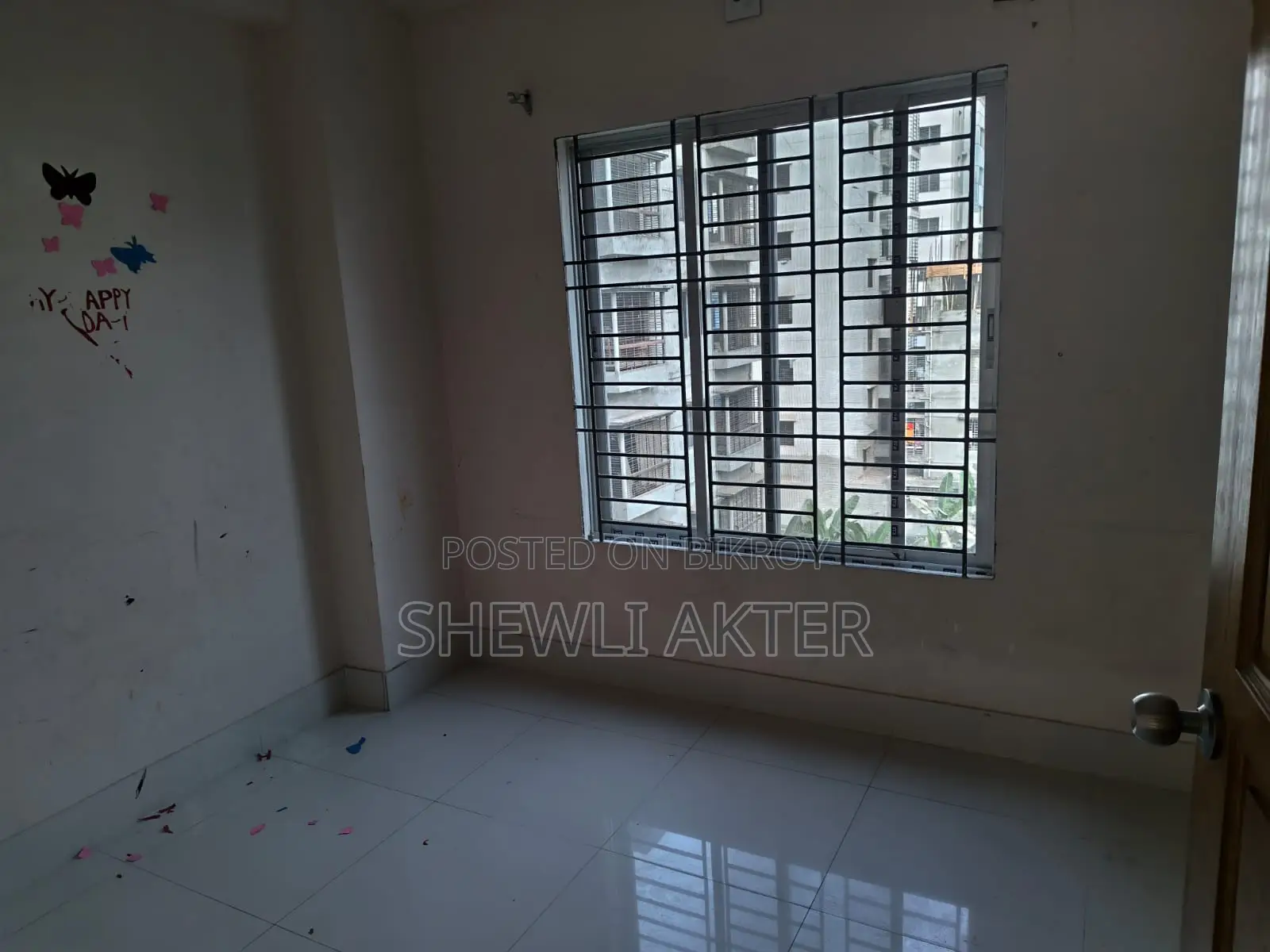 1800 SFT South-Facing Flat for Rent in Aftab Nagar, Dhaka