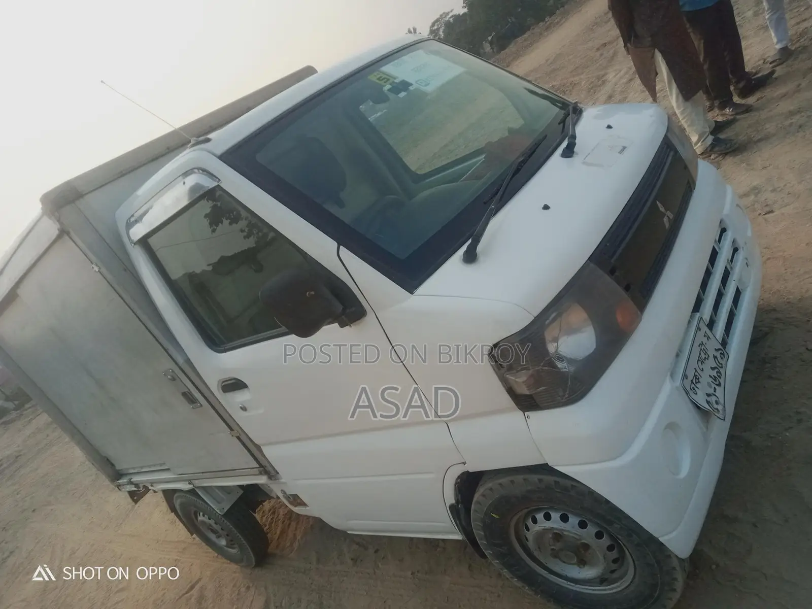 Mitsubishi Covered Van 2009
