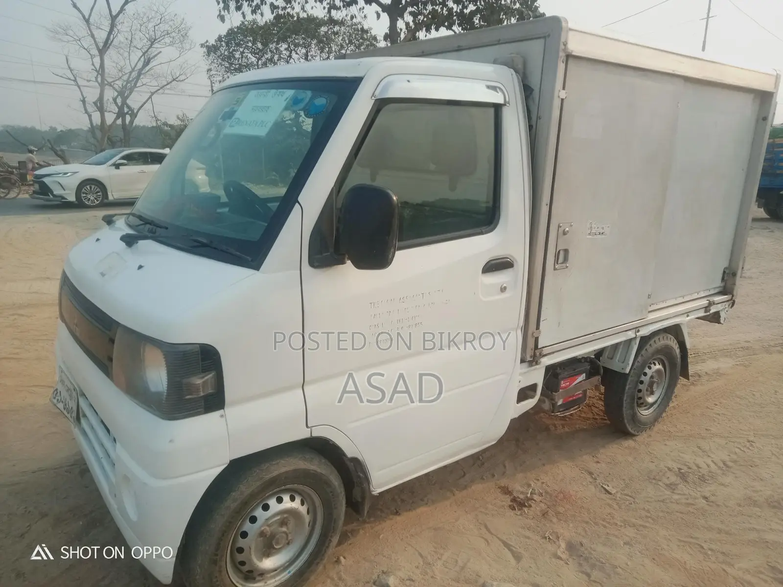 Mitsubishi Covered Van 2009