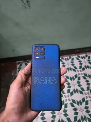 Realme 8 8/128 (Used)
