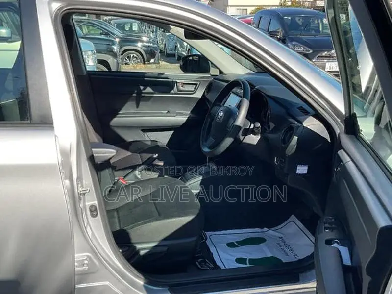 Toyota Axio NON HYBRID EX 2021